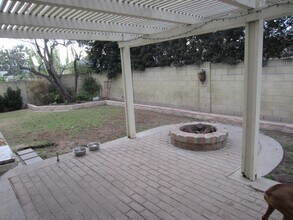 2393 Cragmont Ct in Simi Valley, CA - Building Photo - Building Photo
