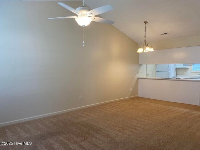 105 Providence Dr in Jacksonville, NC - Building Photo - Building Photo