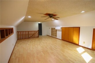 105 Homeport Dr in Newnan, GA - Building Photo - Building Photo