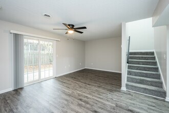 Jaxon Park Townhomes in Taylors, SC - Foto de edificio - Interior Photo