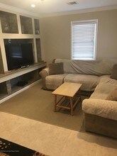 5 Marius Ln in Sea Bright, NJ - Building Photo - Building Photo