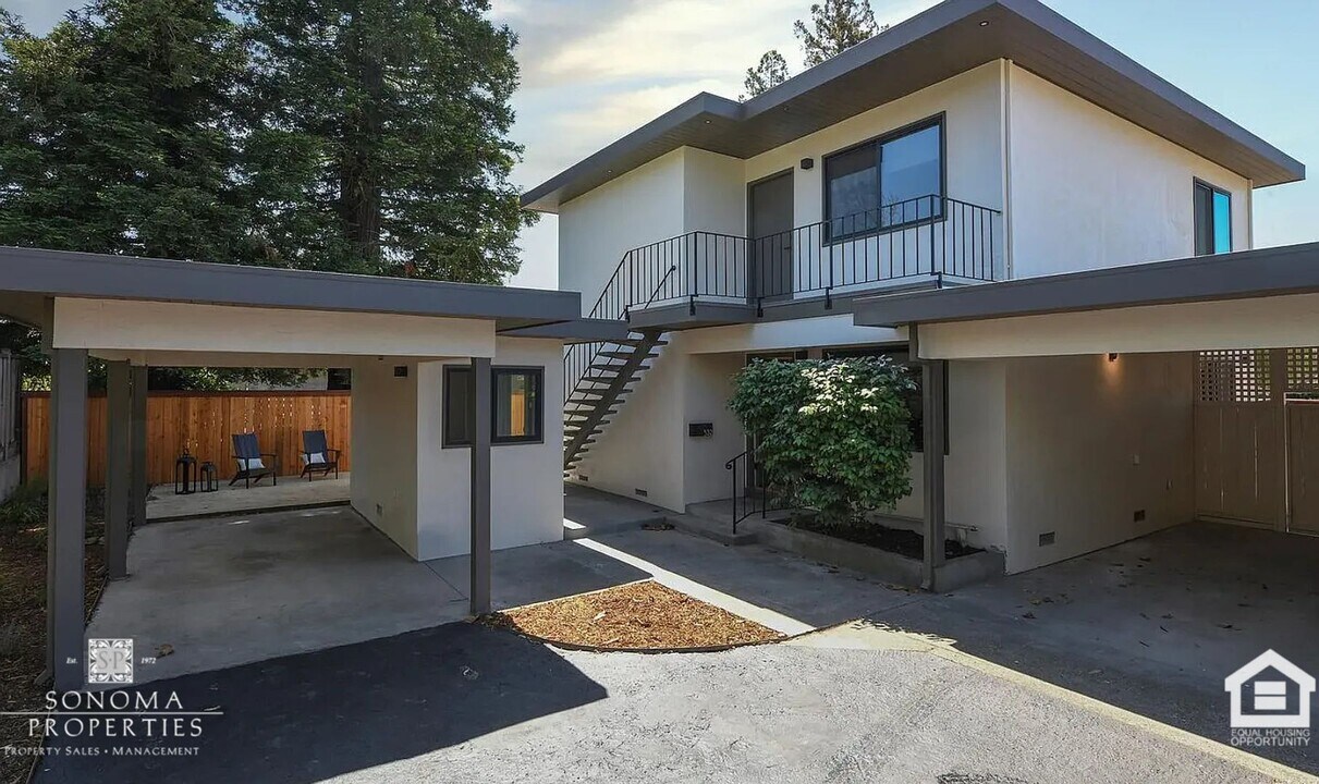 530-534 3rd St W in Sonoma, CA - Building Photo