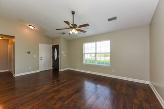 3240 Cain Harbor Dr in Nashville, TN - Building Photo - Building Photo
