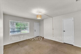 5209 Jasmine Ave in Savannah, GA - Building Photo - Building Photo