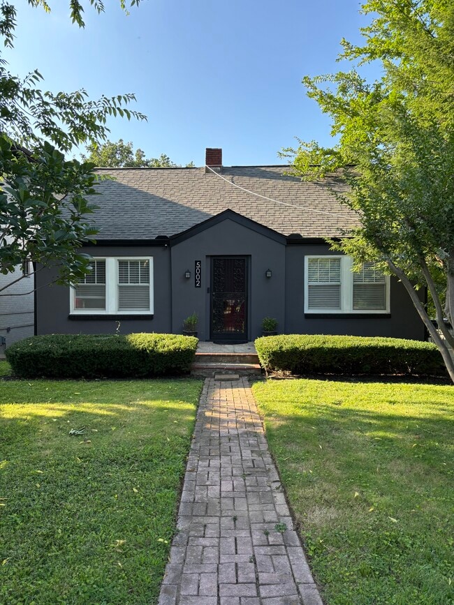 5002 Idaho Ave