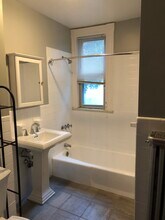 72 Leicester St, Unit #1 in Boston, MA - Foto de edificio - Building Photo