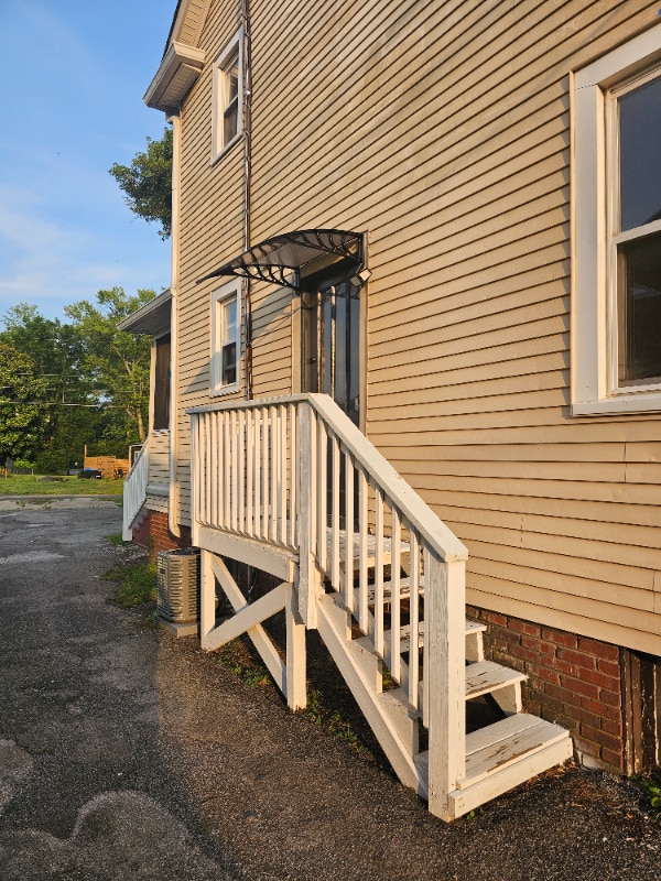 property at 3720 N Broadway