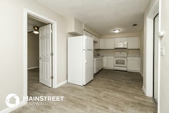 2065 West Pkwy in DeLand, FL - Foto de edificio - Building Photo