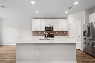 196 Courageous Side Way in Magnolia, TX - Building Photo - Building Photo
