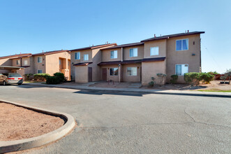 The Quail Place Apartment Homes in Blythe, CA - Foto de edificio - Primary Photo