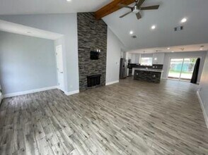 2606 Aylesbury Ln in Austin, TX - Building Photo - Building Photo