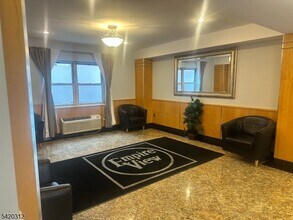 70 S Munn Ave in East Orange, NJ - Building Photo - Building Photo