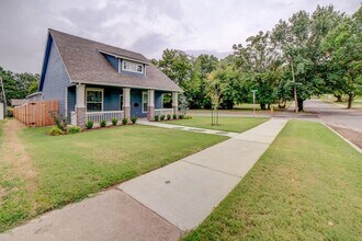 1127 N Boston Ave in Tulsa, OK - Building Photo - Building Photo