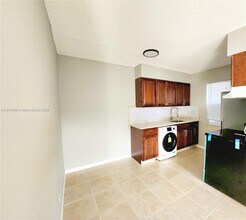 191 SW 15th St in Pompano Beach, FL - Foto de edificio - Building Photo