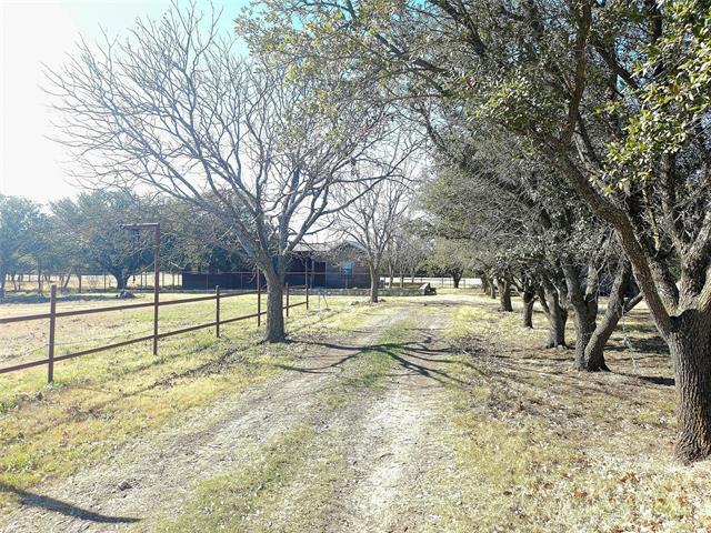 15309 S Farm to Market 372 in Valley View, TX - Building Photo - Building Photo
