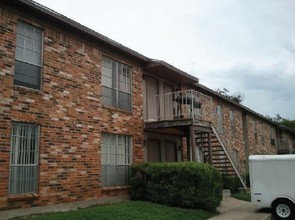 Enclave at Killeen in Killeen, TX - Foto de edificio - Building Photo