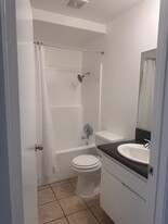 Clark Drive Apartments in Los Angeles, CA - Building Photo