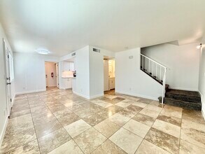 8546 E Belleview St in Scottsdale, AZ - Building Photo - Building Photo