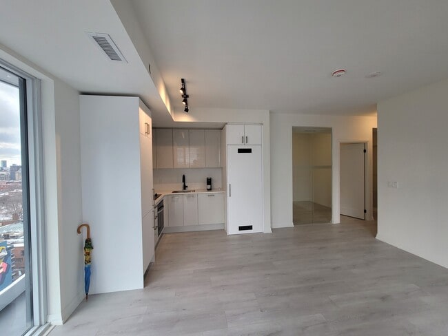 280 Dundas St W in Toronto, ON - Building Photo - Building Photo