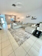 3473 Carambola Cir S in Coconut Creek, FL - Building Photo - Building Photo