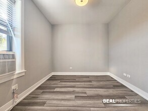 3935 N Janssen, Unit 1 in Chicago, IL - Building Photo - Building Photo