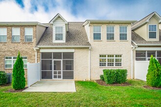 208 Downton Ave in Cookeville, TN - Building Photo - Building Photo