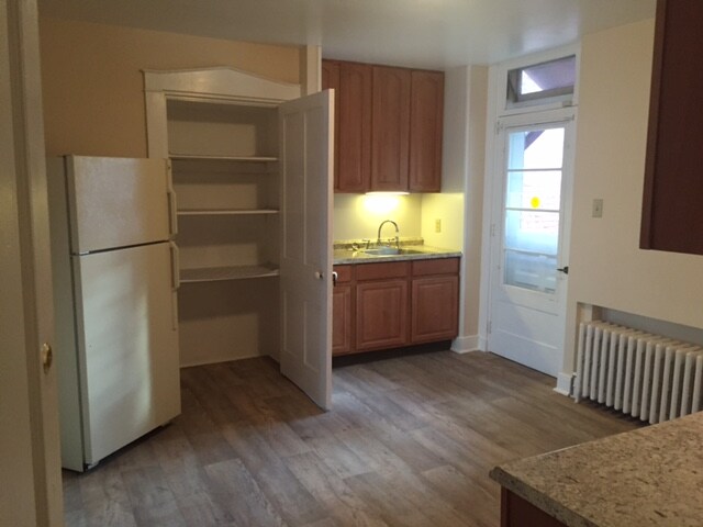 450 N Queen St-Unit -C in Lancaster, PA - Building Photo - Building Photo