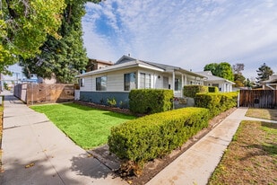 5534 1/2 Kester Ave, Unit 5534 in Sherman Oaks, CA - Building Photo