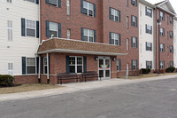 Paschal Senior Housing in Philadelphia, PA - Foto de edificio - Building Photo