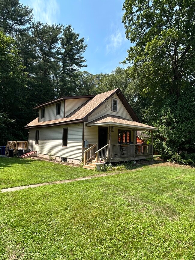 property at 6 Sleepy Hollow Pentway