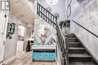 39 Barrington Crescent in Brampton, ON - Building Photo - Building Photo