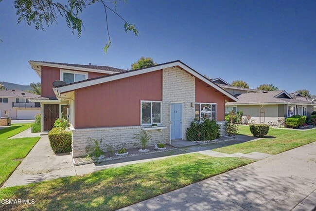 1670 Calle Diamonte in Thousand Oaks, CA - Building Photo - Building Photo