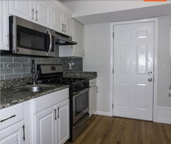 712 Shawmut Ave, Unit 3 Apartamentos