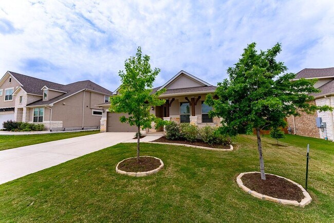 1017 Coulee Dr in Leander, TX - Building Photo - Building Photo