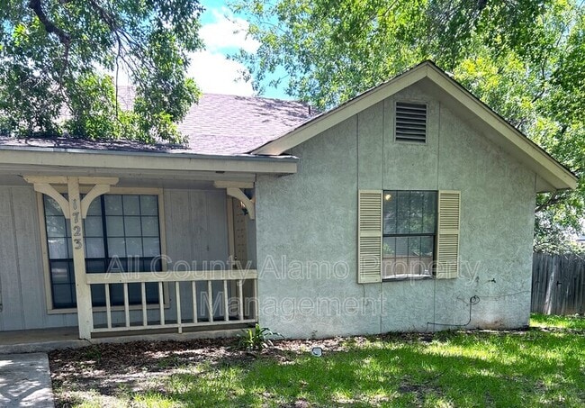 property at 1723 Patricia Dr
