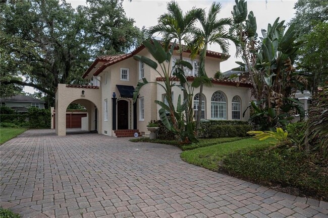 property at 732 Edgewater Dr