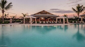 15335 Lucerna St in Naples, FL - Building Photo