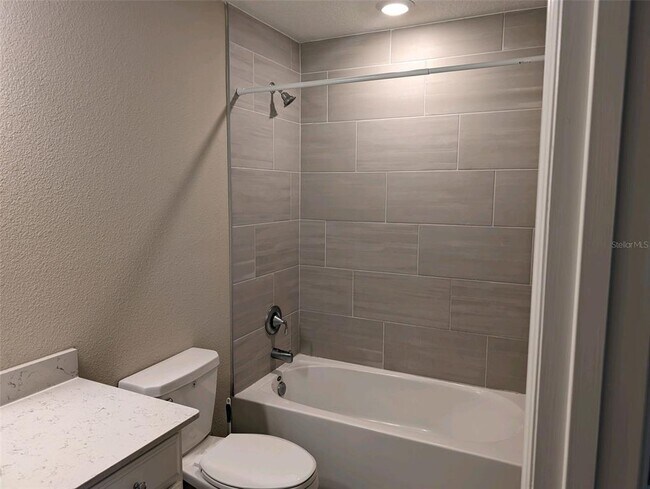 498 Boracay Cir in Saint Johns, FL - Building Photo - Building Photo