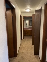 1314 S 2nd St in Shelton, WA - Building Photo - Building Photo