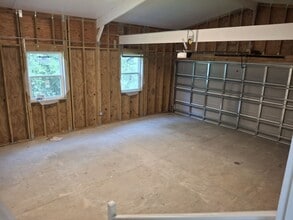 34873 Robins Song Rd in Zephyrhills, FL - Building Photo - Building Photo