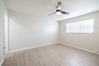 Diplomat Apartments in El Paso, TX - Foto de edificio - Interior Photo