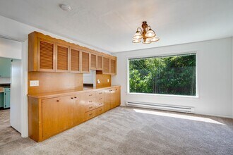 2017 Rucker Ave in Everett, WA - Building Photo - Building Photo