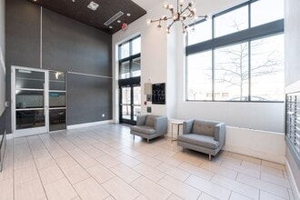 989 S Buchanan St in Arlington, VA - Building Photo - Building Photo