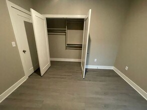 9333-9335 E Wassall Ct in Wichita, KS - Building Photo - Building Photo