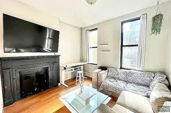 property at 344 E 9th St