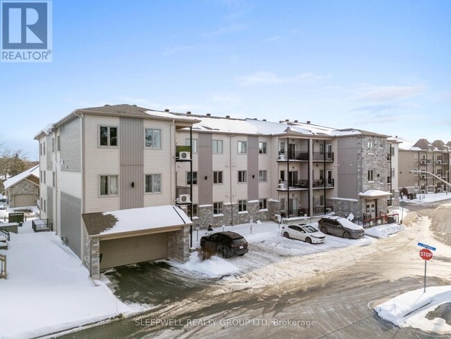 377 Solstice Cres in Embrun, ON - Building Photo - Building Photo