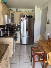 8231 SW 35th Terrace in Miami, FL - Building Photo - Building Photo