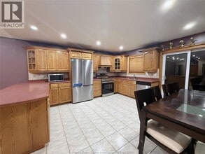 971 Grantham Ct in Windsor, ON - Building Photo - Building Photo