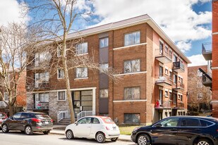 3230 Van Horne Av in Montréal, QC - Building Photo