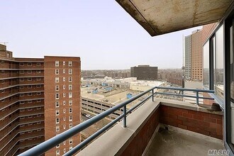 62-54 97th Pl-Unit -14A in Queens, NY - Building Photo - Building Photo